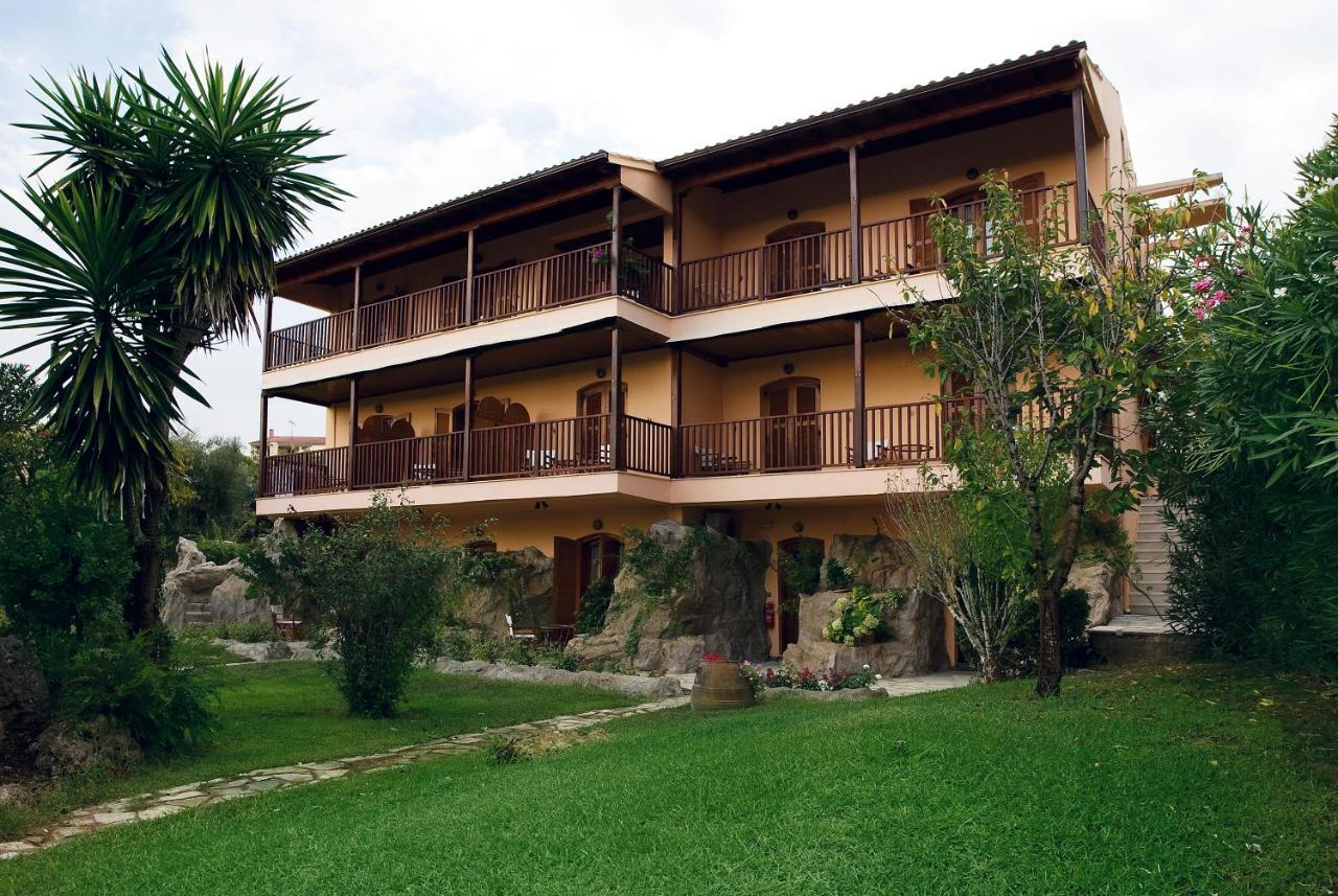 Corfu Club Apartments Гоувия Экстерьер фото