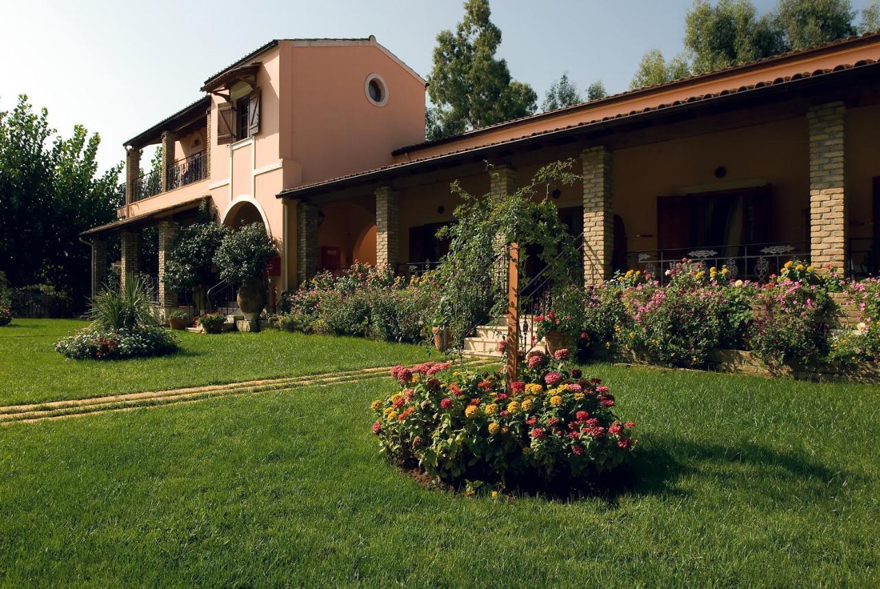 Corfu Club Apartments Гоувия Экстерьер фото